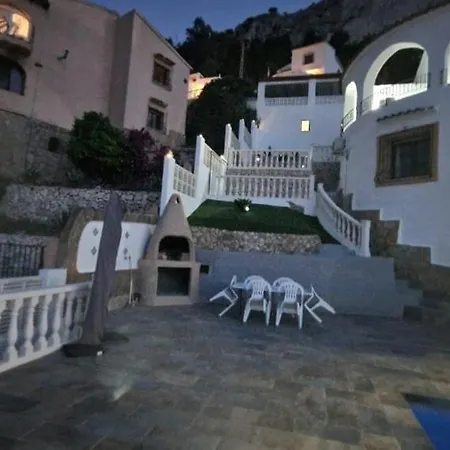 Maryvilla Zohra Holiday home *
